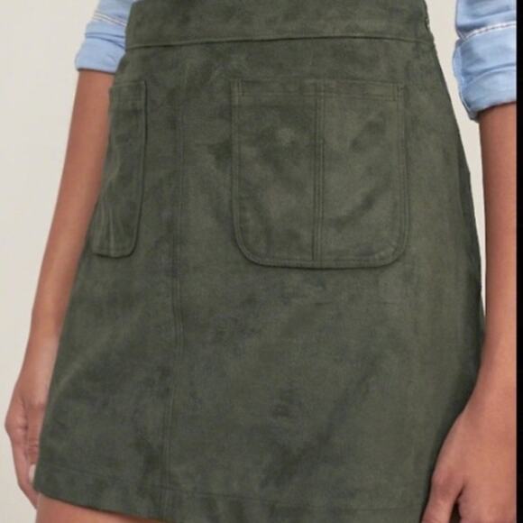 Abercrombie & Fitch Green Faux Suede Pocket Mini Skirt Size 10 - Picture 3 of 10